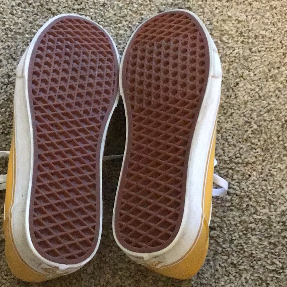 Vans Classic Yellow and White Shoes - Picture 6 of 8